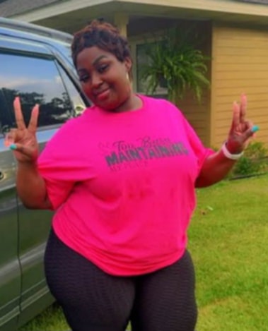 TOO BUSY MAINTAINING MY PEACE GRAPHIC T-SHIRT (PINK)